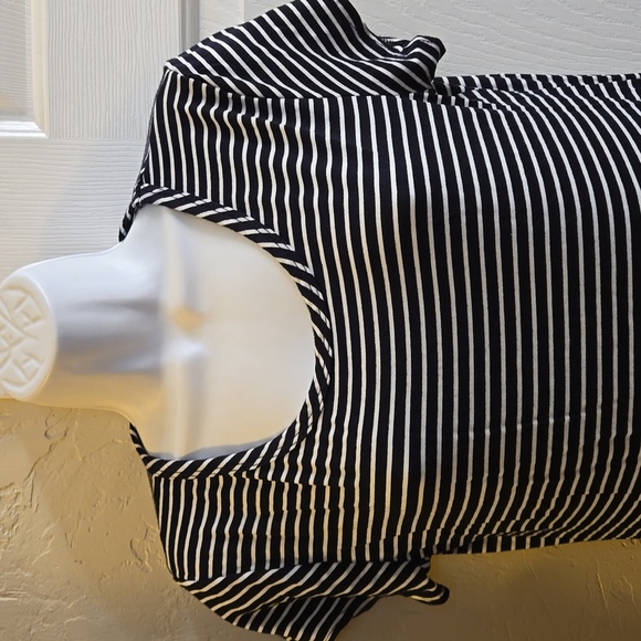 Tiffany & Grey Short Sleeve Striped Dress - Picture 2 of 4